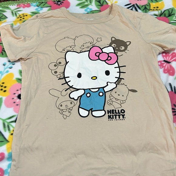 Hello Kitty, Strawberry Shortcake, Bratz, Care Bear T-Shirt Bundle - Picture 8 of 11